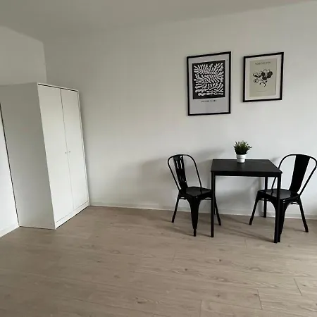 In - G5 Варшава