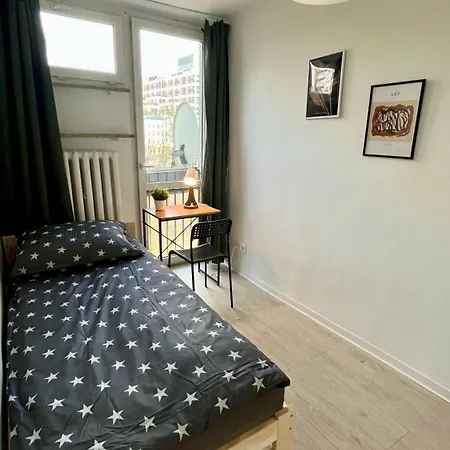 In - G5 Alloggio in famiglia