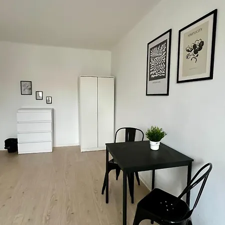 In - G5 * Warsaw