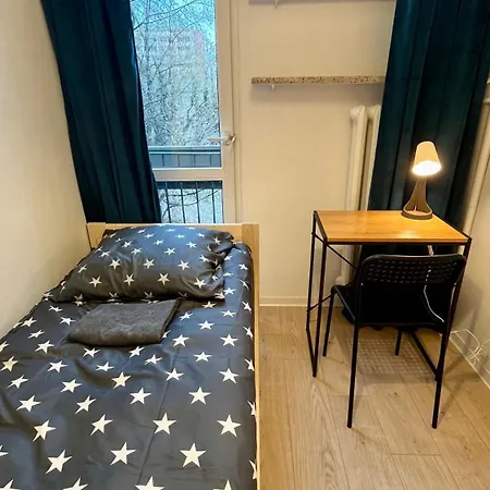 Séjour chez l'habitant In - G5 *