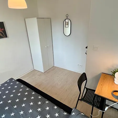 In - G5 Проживание в семье *